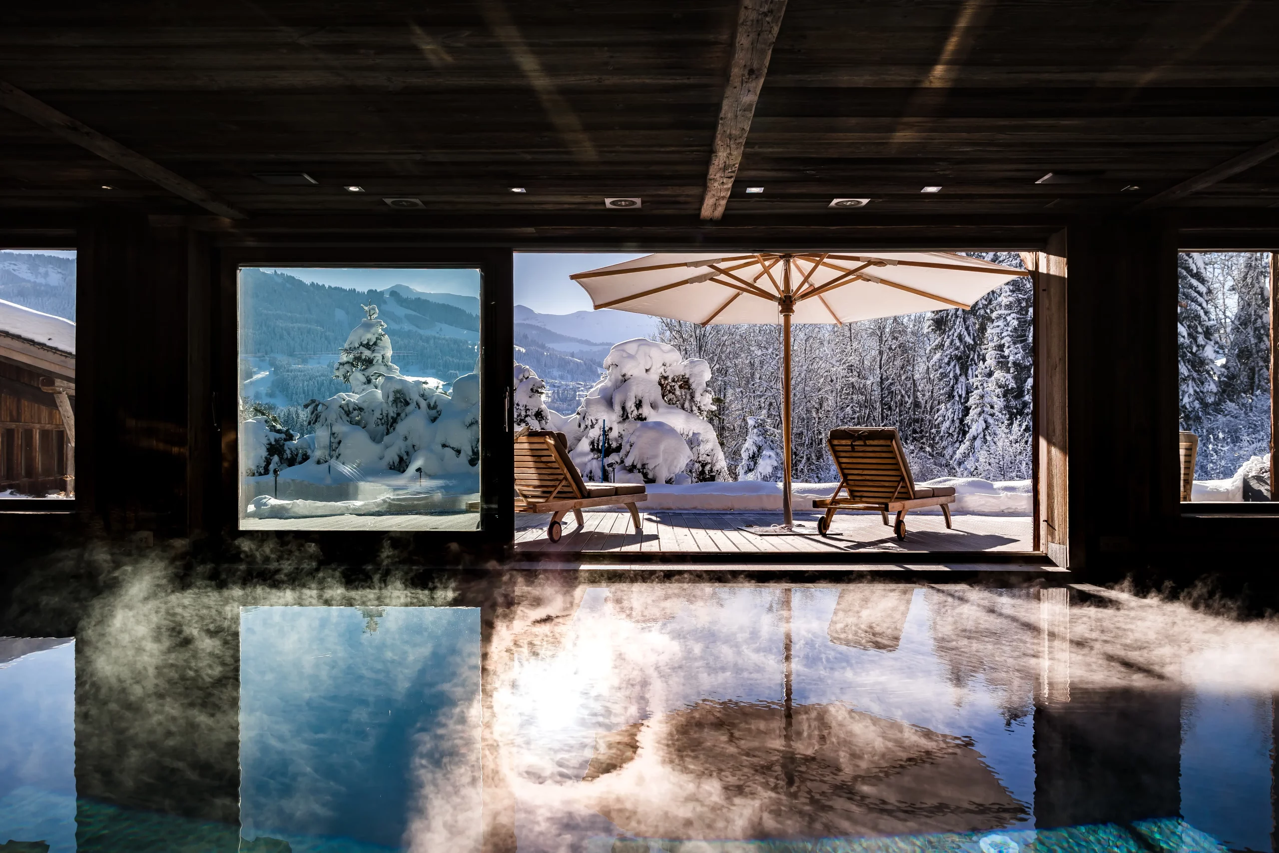 Indoor heated pool in Chalet Ultima