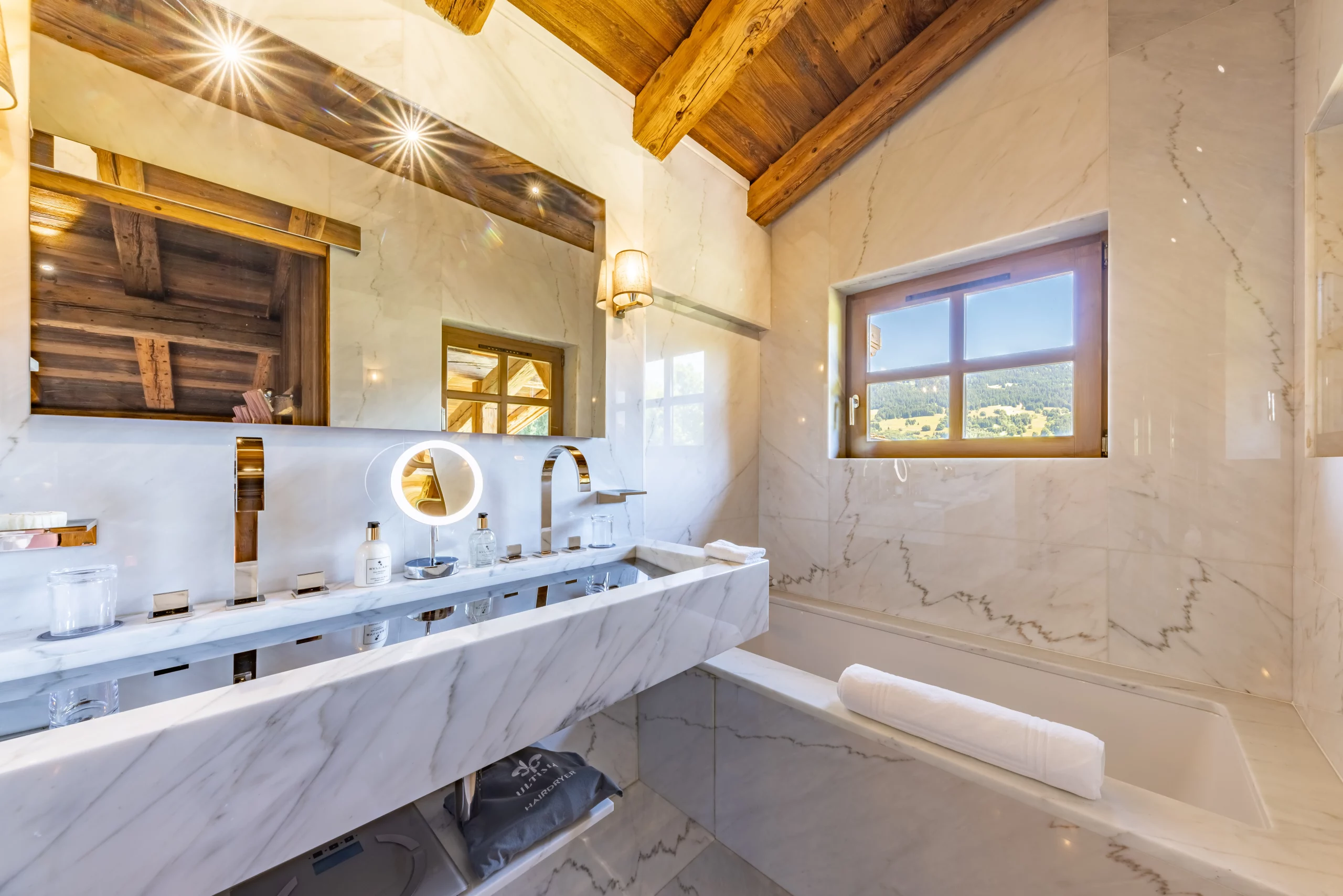 Chalet Ultima Megeve bathroom